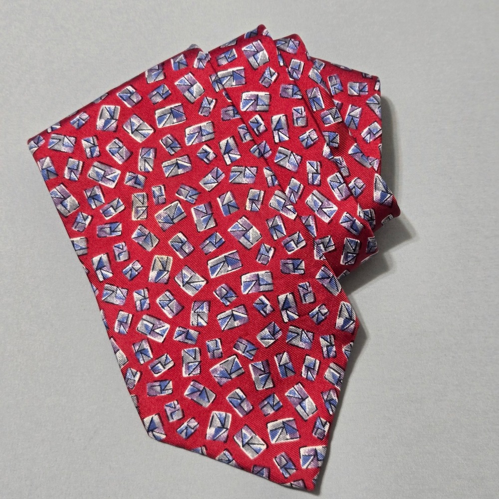 Traditionalist Silk Necktie Italian Geometric Envelope Pattern Red 3.75x60